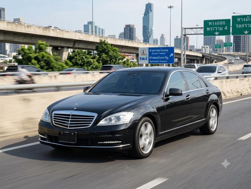 2011 BENZ S300 L สีดำ Milage 32,XXX KM รถออกศูนย์ Benz TH เจ้าของเก่าชัดเจนสุดในไทย HOTPRICE 499,000