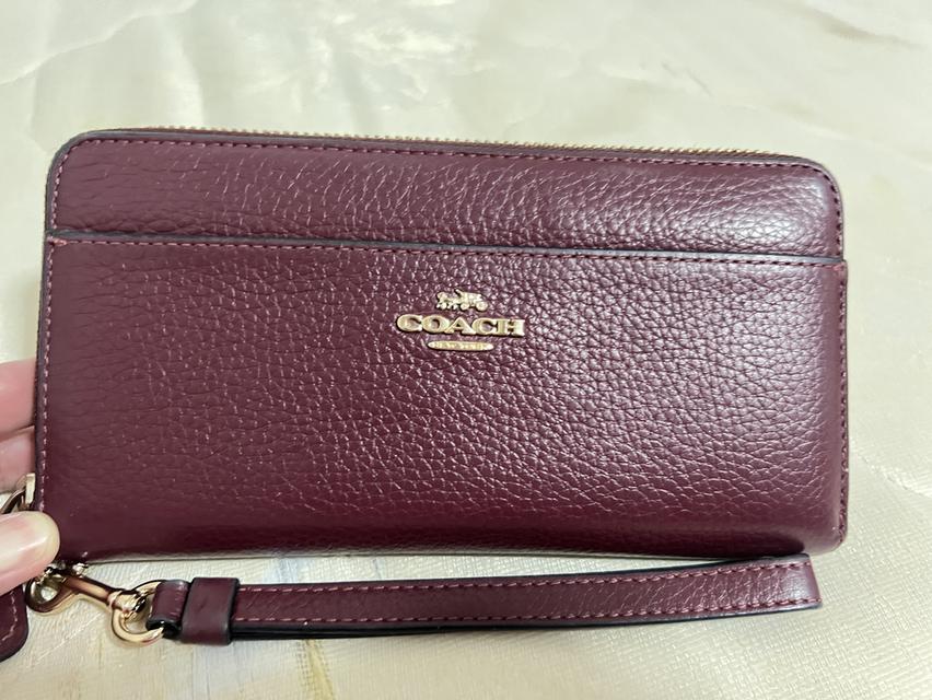 กระเป๋าสตางค์ ใบยาว COACH