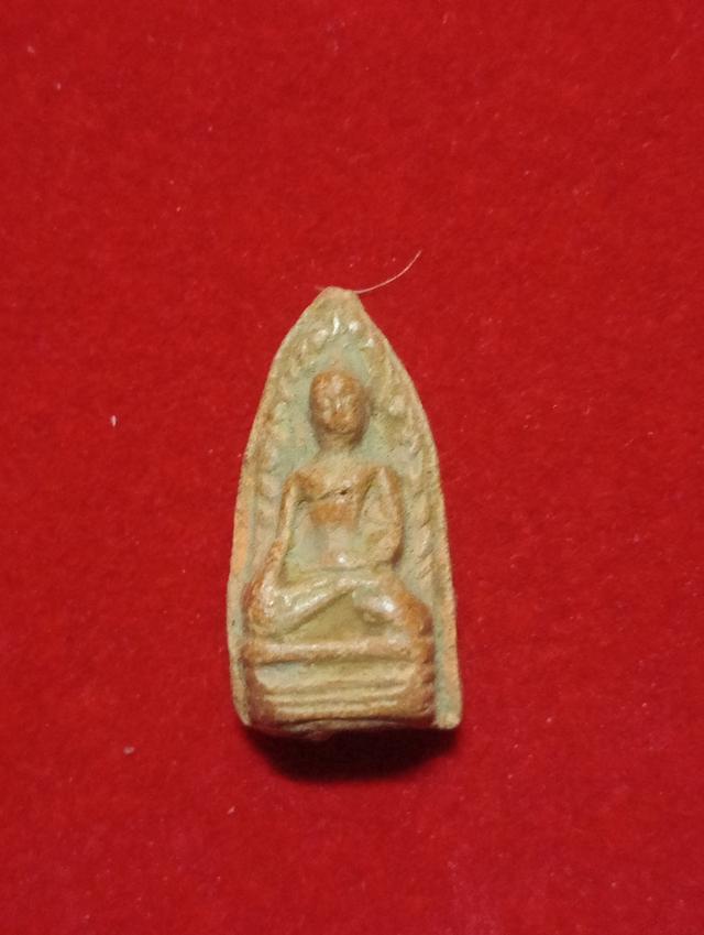 พระรอด ครูบากองแก้ววัดมหาวัน