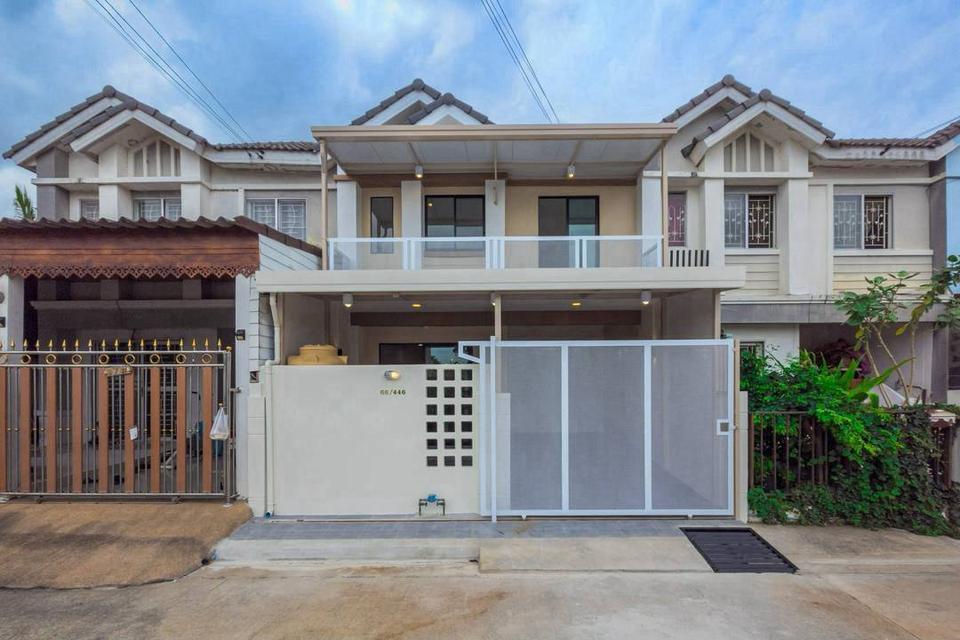หมู่บ้านพฤกษา 76 ซอย 1 บางใหญ่-แก้วอินทร์ทาวน์เฮาส์ 2 ชั้น ตกแต่งใหม่พร้อมอยู่ หน้าบ้านไม่ชนใคร บ้านสวยพร้อมอยู่ ทำเลดีมาก เดินทางสะดวก 1