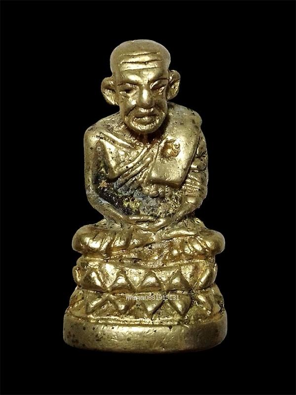 หลวงพ่อทวด พิมพ์บัวรอบ รุ่นสรงน้ำ วัดช้างให้ จ.ปัตตานี ปี2540