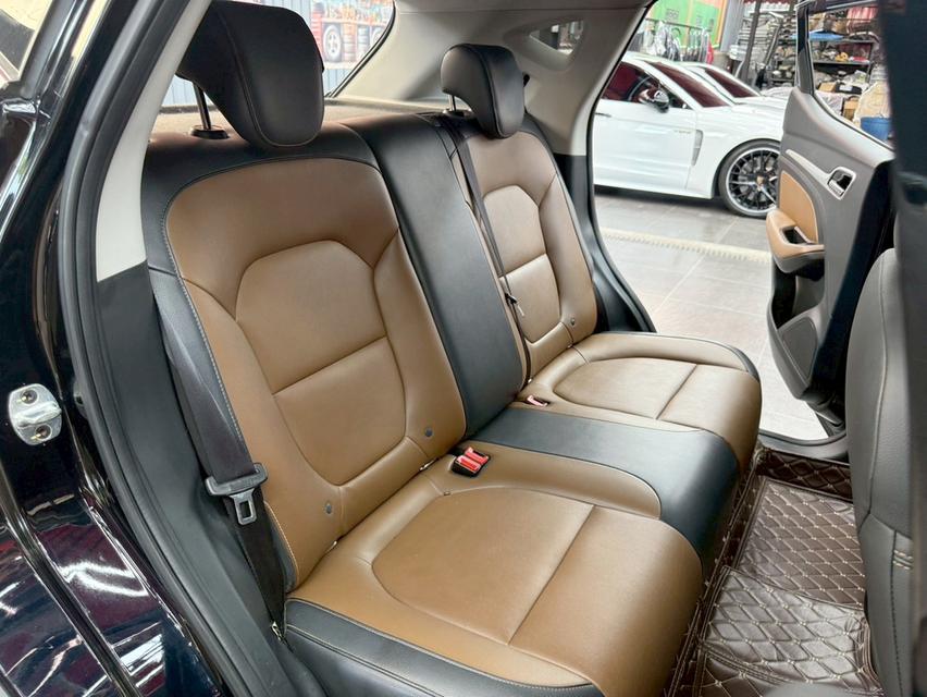 รถครอบครัวสภาพป้ายแดง ออพชั่นจัดเต็ม ท็อปสุดในรุ่น MG ZS 1.5 X+ SUNROOF ปี2018 9