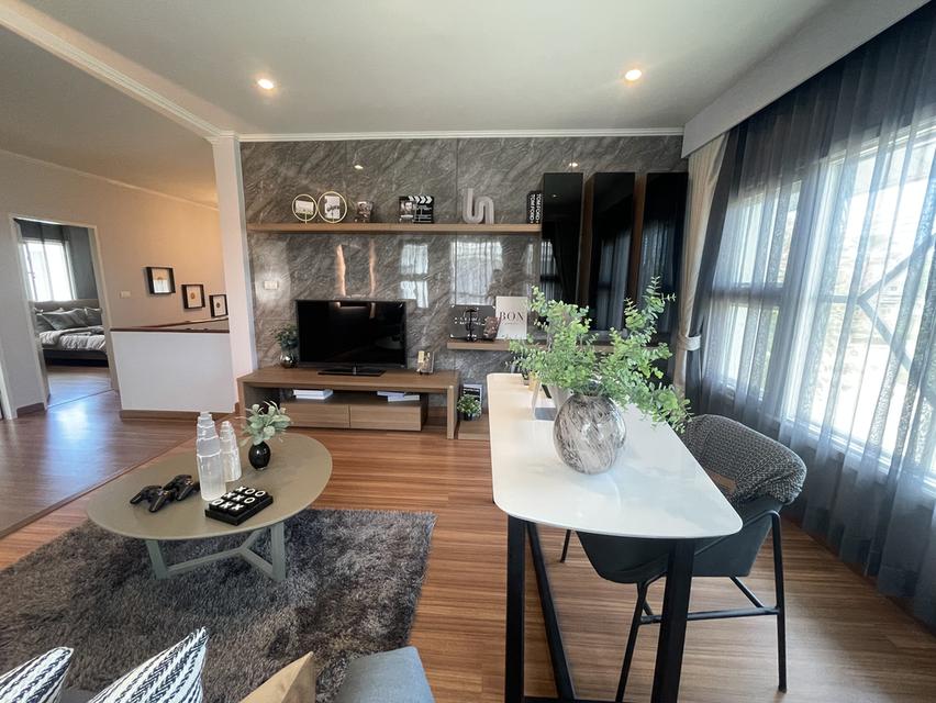บ้านเดี่ยว 2 ชั้น พื้นที่ใช้สอย 213ตร.ม. ขนาด 4 ห้องนอน 3 ห้องน้ำ 1 ห้องนั่งเล่น ที่จอดรถ 2 คัน รูปที่ 4