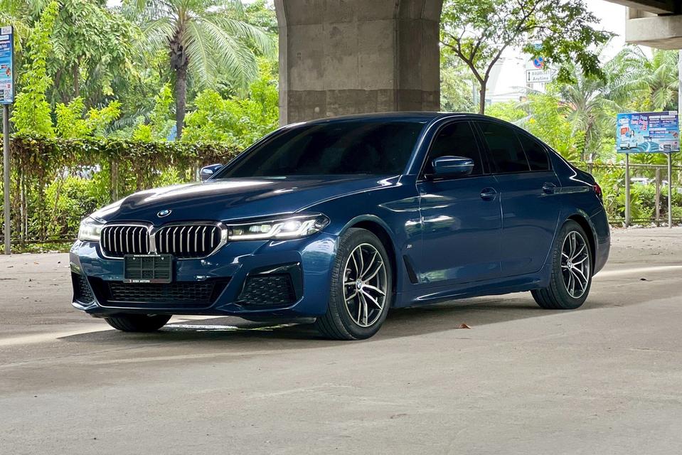 BMW 520d M Sport LCI AT ปี 2023  รถสวยมือเดียว ดีเซล 2