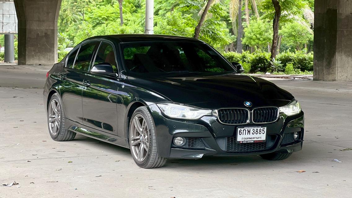 BMW 330e Limousine RHD F30 AT ปี 2017 รถสวยมือเดียว