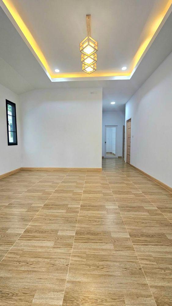 ขายบ้านเดี่ยวชั้นเดียว ในหมู่บ้านสันติสุข ( บ้านสามัคคี ) ฟังก์ชั่นครบ พร้อมอยู่ ใกล้เซเว่นเพียง 600 เมตร เมืองลำปาง  6