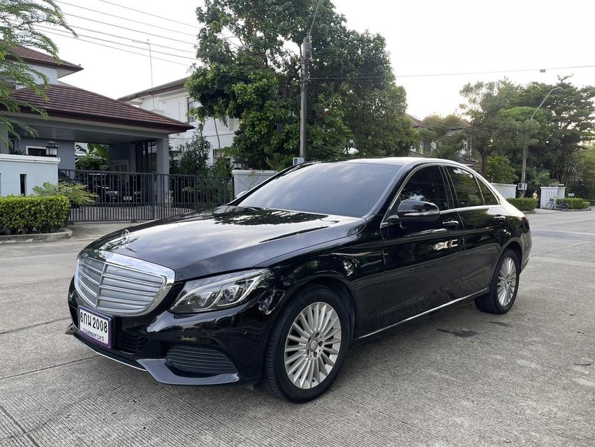 Benz C300 Diesel Hybrid Exclusive