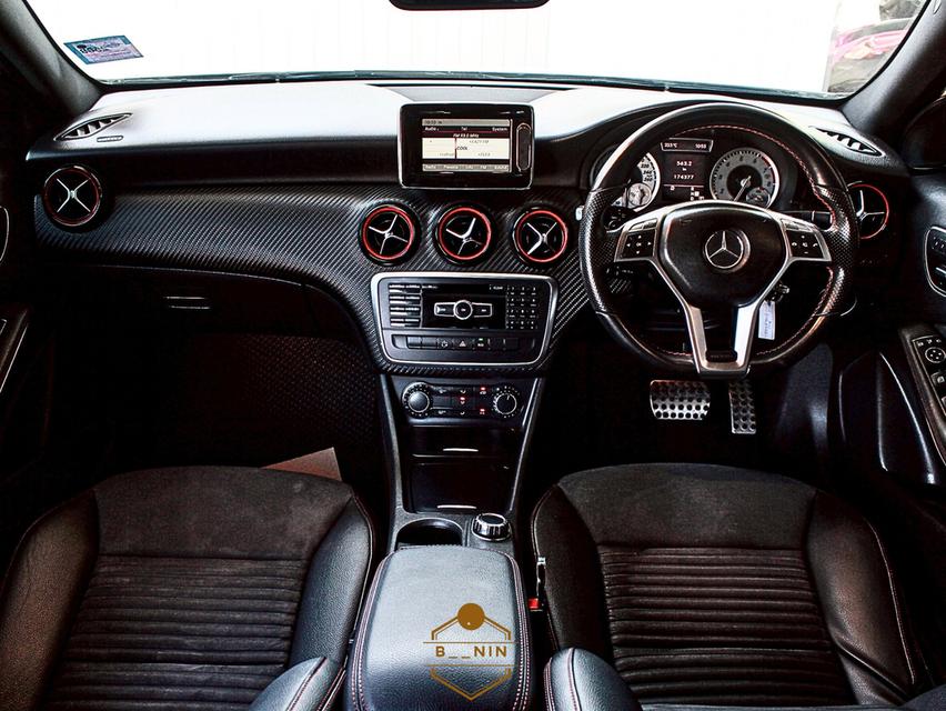 รถยนต์ Benz 3