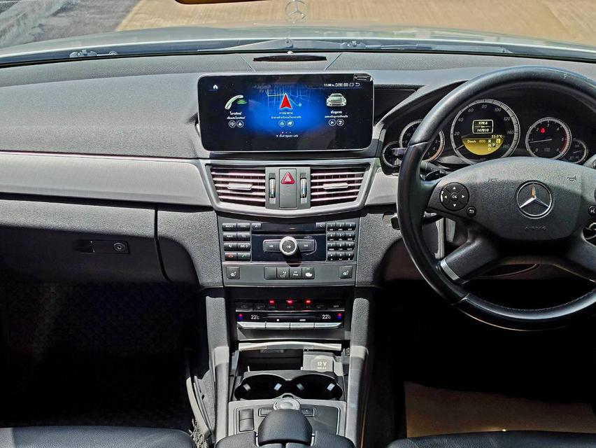 BENZ E220 cdi (W212) ปี2012 นำเข้า cbu เข้าใหม่เครื่องดีเซลหายาก ทนทาน สภาพสวยจัด รถมือเดียวป้ายแดง ออกห้างเกือบ 4 ล้าน รูปที่ 19