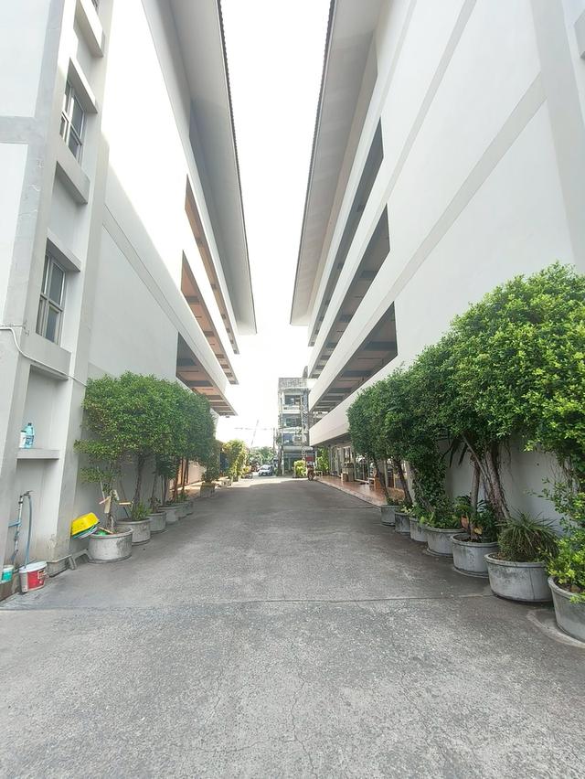 คอนโดถนนนวมินทร์ รามอินทรา นวลจันทร์  SW. condominium. สนใจโทร.​0853186868​คุณวา. 5