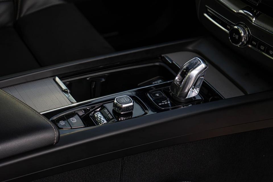 รหัสรถ CBL4224  Volvo XC60 2.0 T8 Inscription AWD SUV 2019 รูปที่ 8