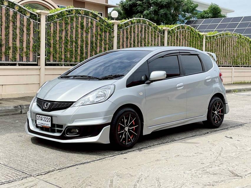 HONDA JAZZ 1.5 V (MNC) โฉมGE ปี 2014 