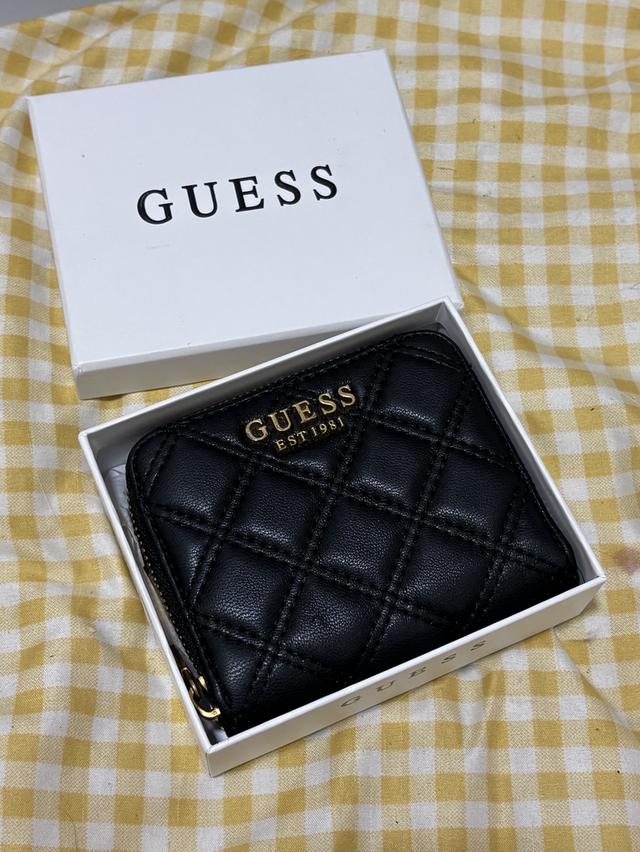 กระเป๋าเงินยี่ห้อguess 1