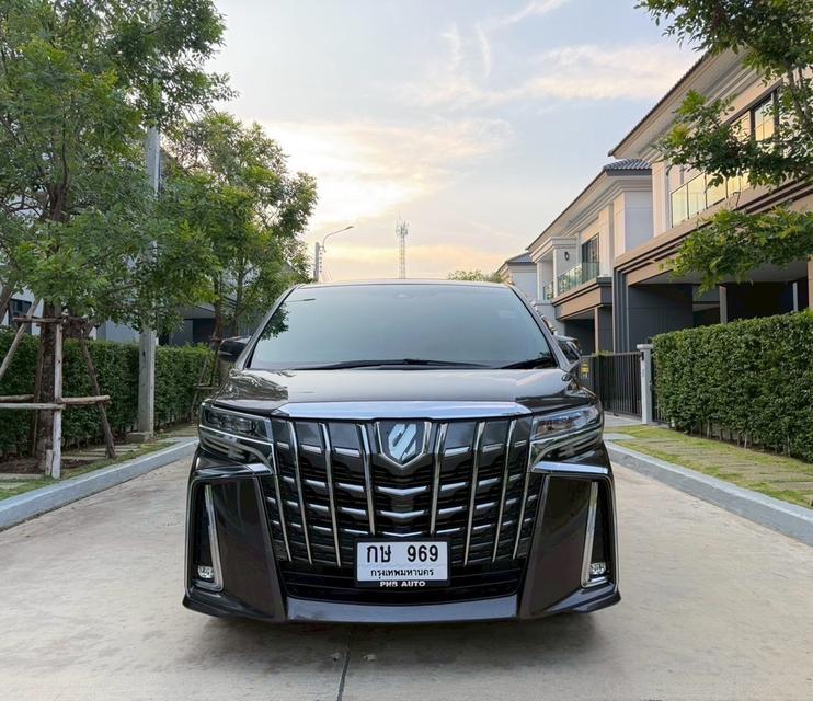 TOYOTA ALPHARD 2.5 SC package 2022มือเดียวป้ายแดง น็อตไม่เคยขยับซักตัว ประวัติศูนย์ (ไม่รวมทะเบียน)