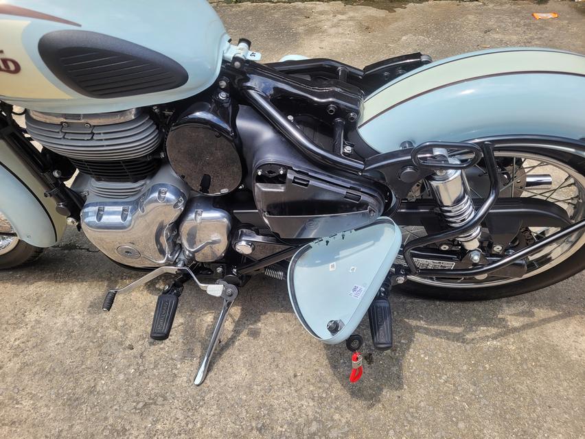 Royal Enfield CLASSIC 350 รถปี 2023 11