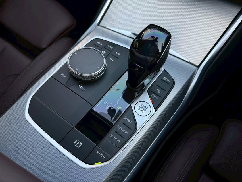 BMW 320D M SPORT ปี 21 จด22 G20 สีขาว รูปที่ 8