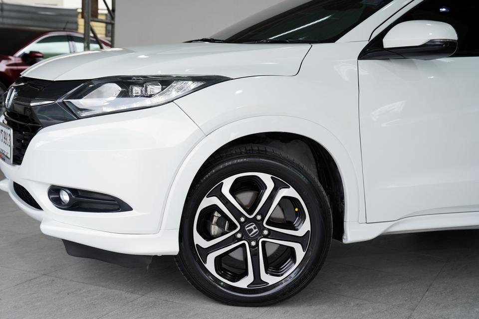 HONDA HR-V 1.8 E Limited AT ปี 2015 สีขาว 3