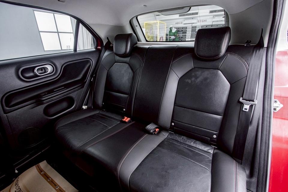 รหัสรถ 1D813 MG3 X Sunroof 2015 9