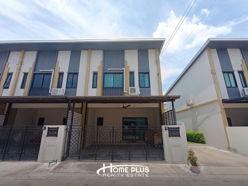🏡 ขายทาวน์โฮมหลังริม หมู่บ้านนิวยอร์ก รังสิต คลอง 4 พร้อมผู้เช่า ทำเลศักยภาพ ใกล้ฟิวเจอร์พาร์ค 1