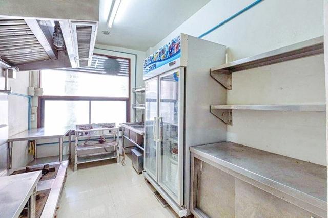 ร้านกาแฟ ถ.วัชรพล พร้อมเฟอร์ฯ 3 นอน 3 น้ำ เวนิส ดิ ไอริส 200 ม.ให้เช่า อาคารพาณิชย์ 3 ชั้น ทำเลดี ติดถนนใหญ่ เหมาะกับร้า 6