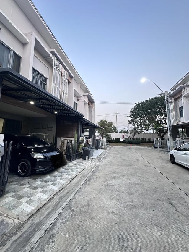 บ้านทาวน์เฮาว์ ทำเลใกล้เมือง 3