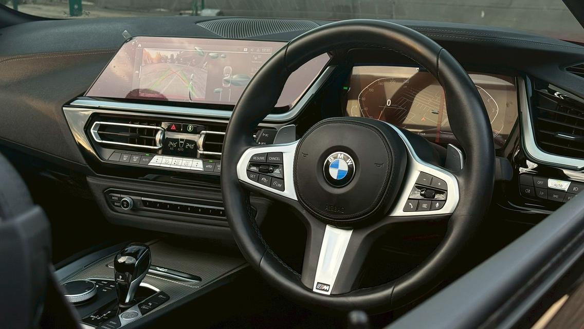 รหัสรถ PBG9999 BMW Z4 sDrive30i M Sport ปี2022 สีแดง 9