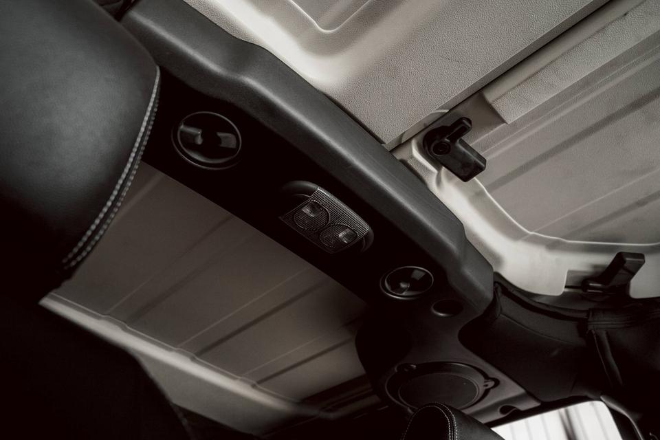 รหัสรถ 67GG887 สายลุย Jeep Wrangler Sahara 2014 12