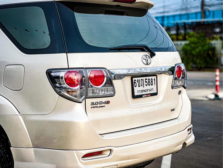 ขาย Toyota Fortuner 3.0D4D ปี14 13