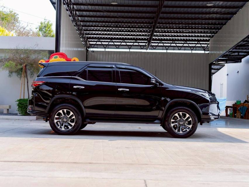 Toyota fortuner 2.4V Leader 2WD ปีจด 2024 📌 #ประกันเครื่องเกียร์3ปี 30,000 km รูปที่ 5