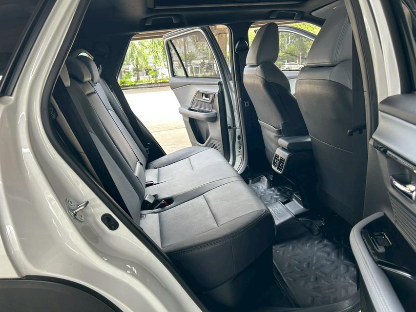 🚗 2024 Toyota Yaris Cross 1.5 HEV Premium luxury AT รูปที่ 17