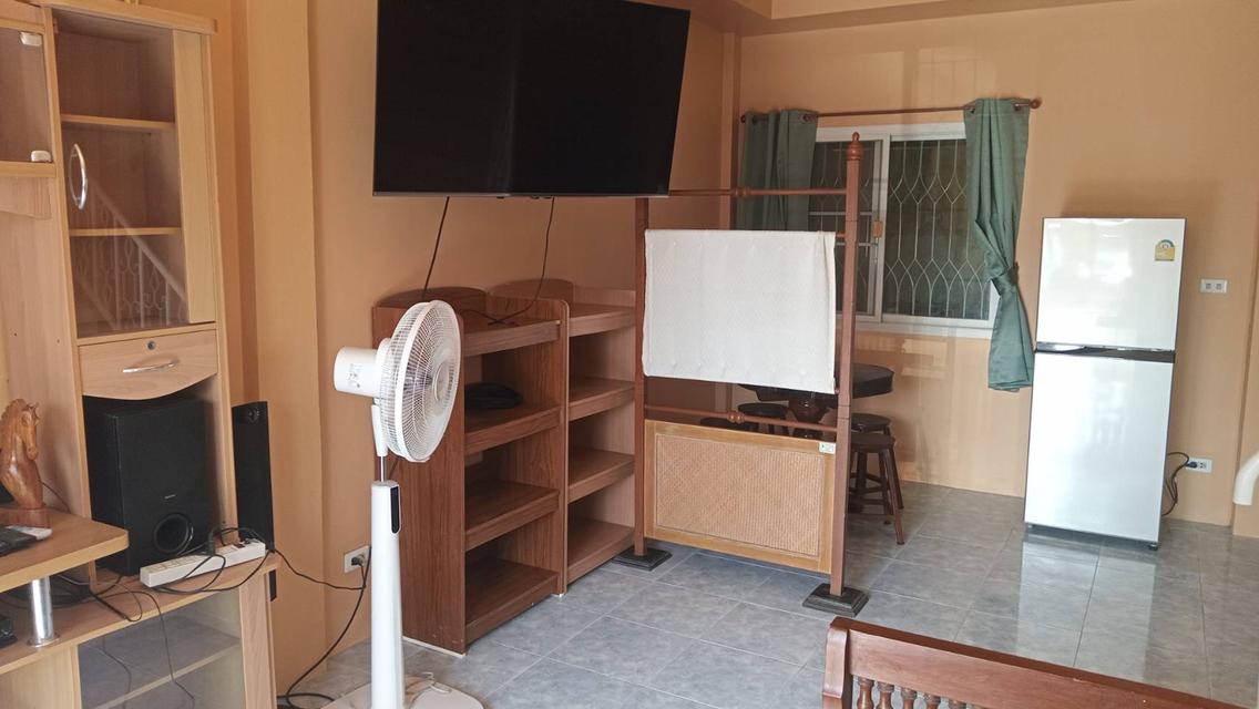 ทาวน์เฮ้าส์ขนาด ๓ ห้องนอน ๒ ห้องน้ำ 4