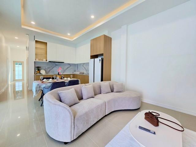 บ้านพร้อมสระว่ายน้ำส่วนตัว ใกล้ สวนสาธารณะอ่างเก็บน้ำมาบประชันเพียง 800 เมตร 8