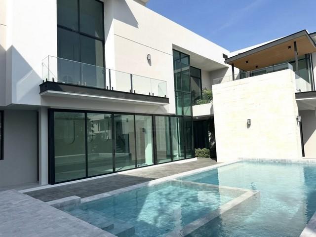 ขายบ้านเดี่ยว 2 ชั้น Luxury Pool Villa โครงการ The Master เอกมัย รามอินทรา ซอยรามอินทรา 39 บ้านใหม่มือ 1 ฮวงจุ้ยดีที่สุดในโครงการ ใกล้ Central East Vi 6