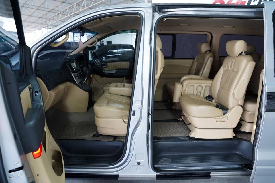  HYUNDAI H1 2.5 ELITE AT ปี 2017 จด 2018 รถสวย มือเดียว 5