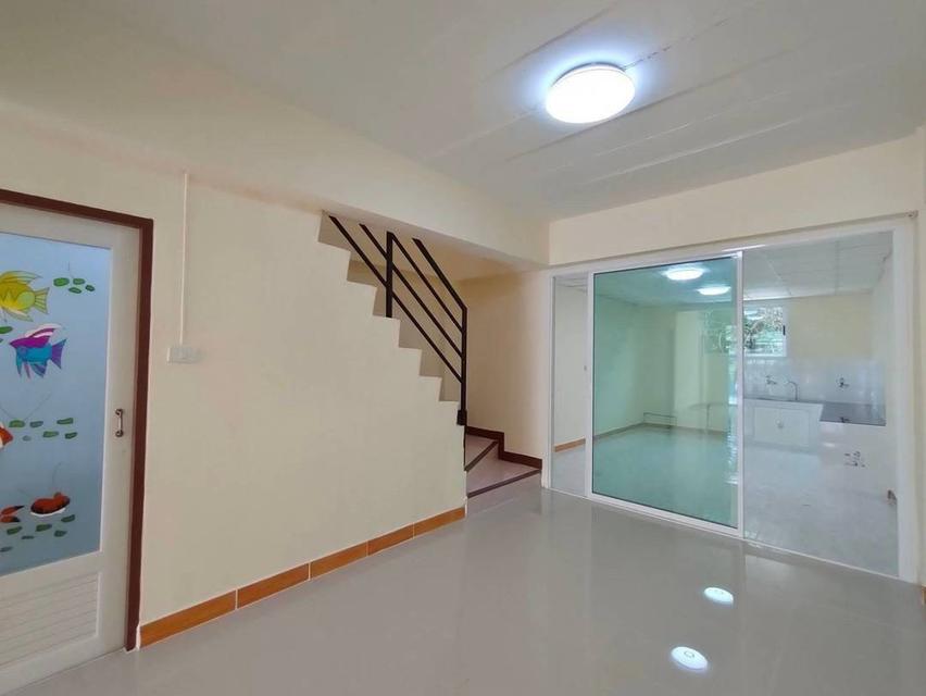  โฮมออฟฟิศ 3 ชั้น รีโนเวทใหม่ พร้อมอยู่ ณราธร สุวินทวงศ์ 23 ใกล้สุวรรณภูมิ & รถไฟฟ้า! 9