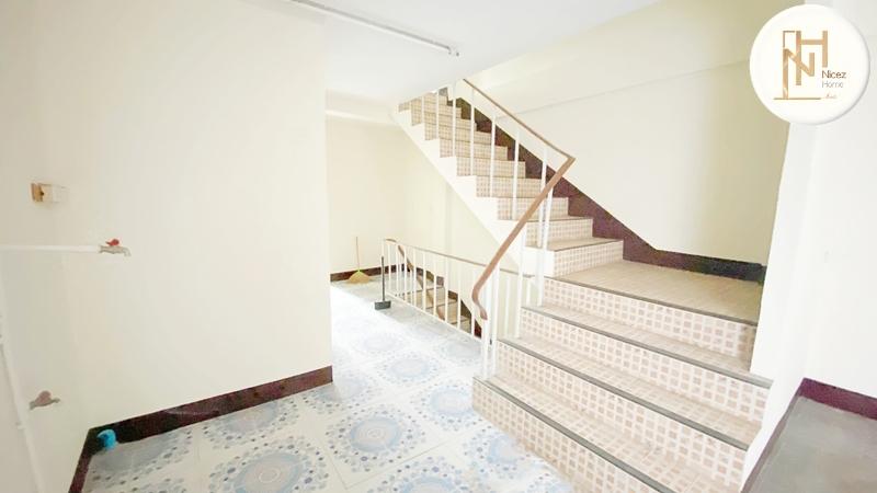 ขายอาคารพาณิชย์ ซอยสามัคคี สภาพสวย แหล่งชุมชน ใกล้ทางด่วนงามวงศ์วาน 10