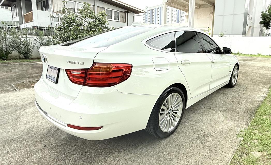 BMW 320d GT LUXURY 9
