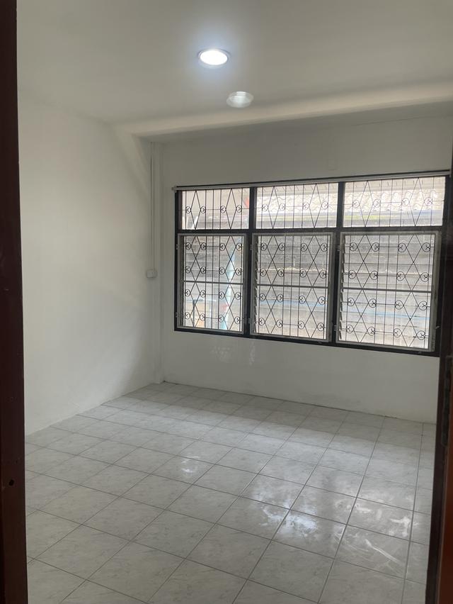 ขายด่วน! บ้านเดี่ยวชั้นเดียว 13