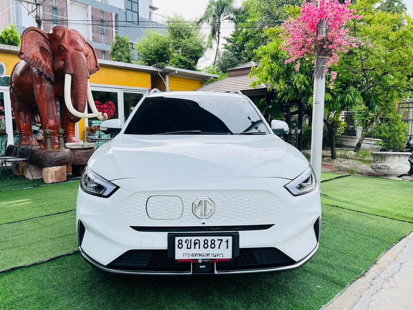 NEW MG ZS EV TOP 1.5 X AUTO ปี 2025 (รถยนต์ไฟฟ้า 100%) รถยนต์ SUV  100% ประหยัดรุ่น TOPสุด หลังคา Panoramic Sunroof  SUV ไฟฟ้า 100% ปี 2025 ต