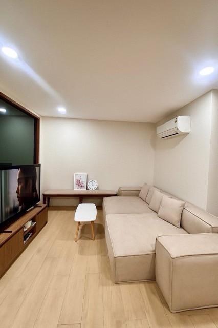 ให้เช่าทาวน์โฮม 2 ชั้น หมู่บ้านอยู่เจริญ ซอยรัชดา 18 บ้านสไตล์ Modern Chinese ใกล้ MRT ห้วยขวาง