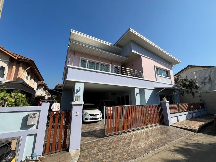 ขายบ้านเดี่ยว 2 ชั้น หมู่บ้านปริญญดา เพชรเกษม - กาญจนาภิเษก เฟอร์นิเจอร์ครบพร้อมอยู่