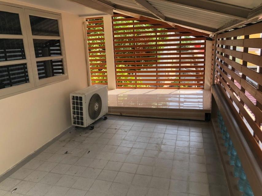 ให้เช่าทาวน์เฮาส์ ศรีชนก พื้นที่ 33 ตร.ว. 2 ชั้น 3 ห้องนอน 2 ห้องน้ำ 2 ที่จอดรถ