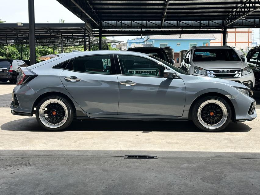 ขายรถ Honda Civic FK 1.5RS Turbo Hatchback ปี 2021 สีเทา เกียร์ออโต้ รูปย่อยที่ 4
