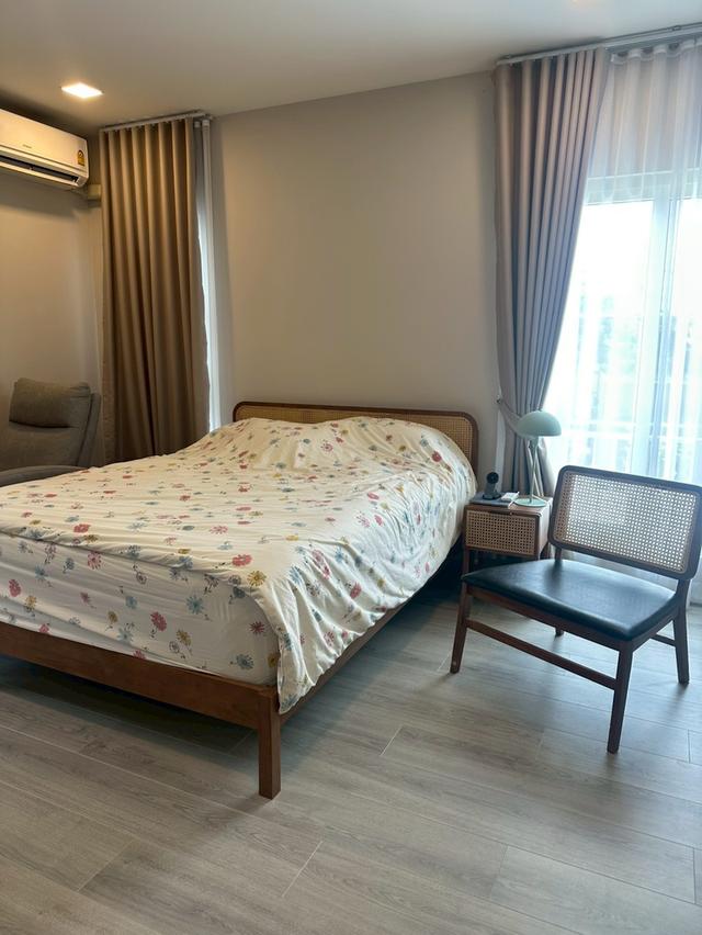 ขายบ้านแฝดมือสอง สภาพดีมาก พร้อมเฟอร์นิเจอร์พร้อมอยู่ โครงการLH 8