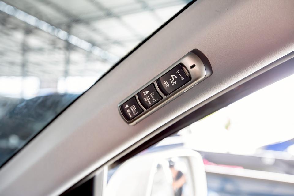 Honda Crv 2.0 EL เบาะไฟฟ้า ปี 2010 สีขาว เกียร์ออโต้  19