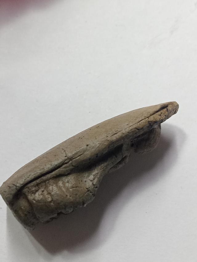 พระรอดวัดพระสิงห์ ไม่ทราบปีสร้าง 4