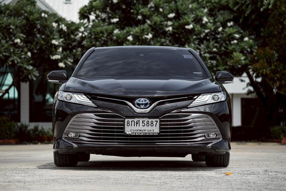 รหัสรถ CBL5887 TOYOTA CAMRY 2.5 HV Premium AT 2019