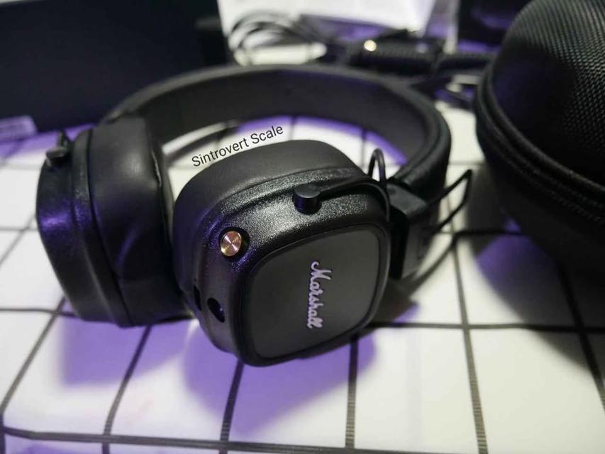 หูฟัง Marshall major iv Bluetooth 🎧 สีดำ มีกล่อง✨ของอยู่กรุงเทพนัดรับได้ หรือส่งแมสได้ สภาพนางฟ้า💯