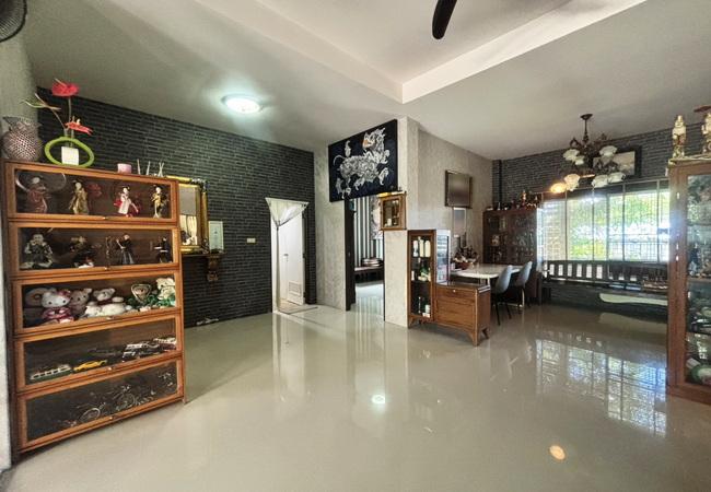 ขายบ้านเดี่ยว หมู่บ้านพาเพลิน บางขุนเทียน-ชายทะเล เนื้อที่ 54 ตร.ว. 1 ชั้น 3 นอน 2 น้ำ 4