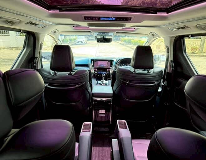 Toyota Vellfire 2.5 ZG Edition ปี 2019 11